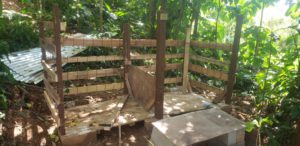 upcycling how to build a DIY compost shed - 5 Compost_Shed_-_Walls
